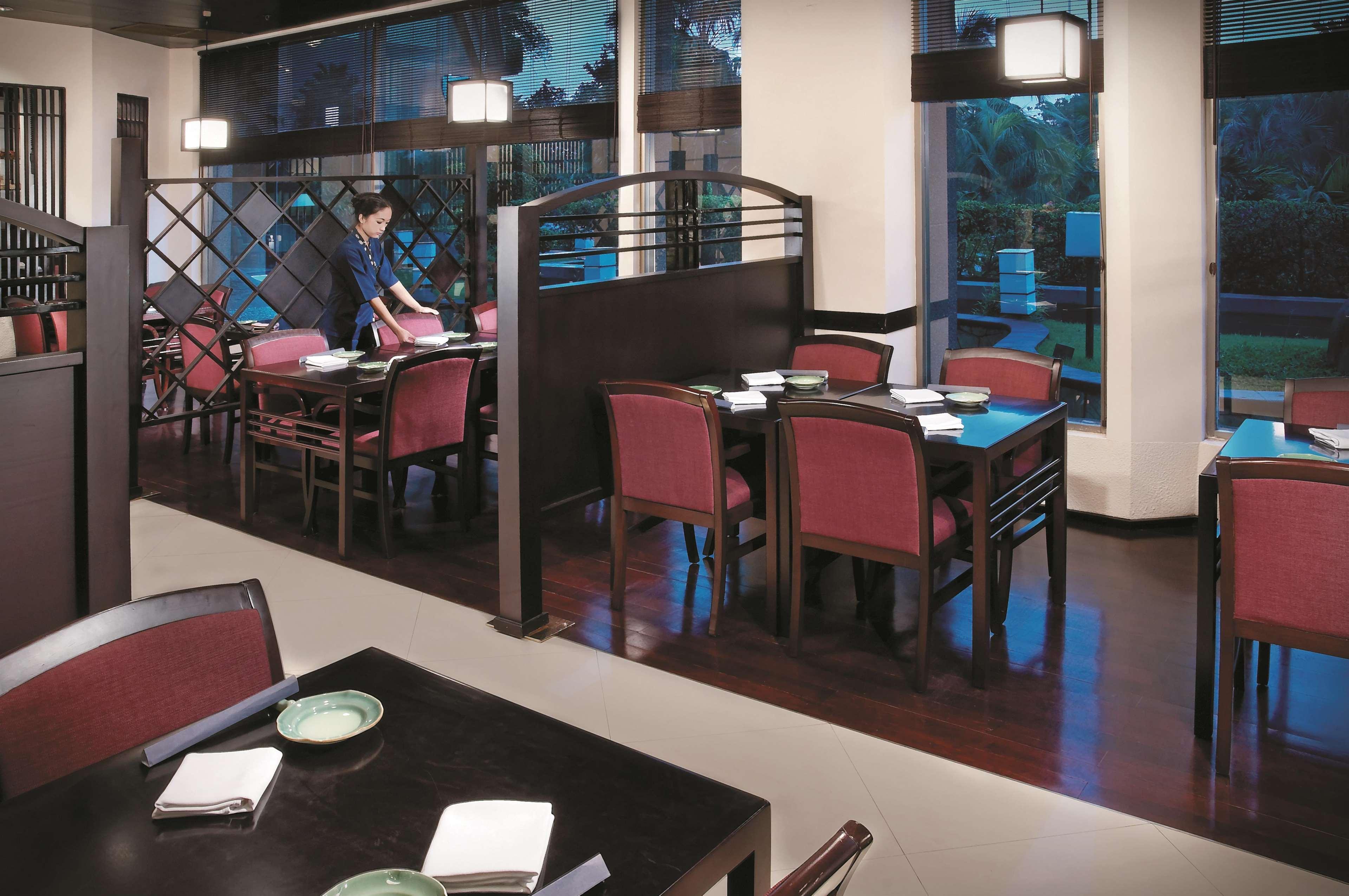Shangri-La Surabaya Esterno foto