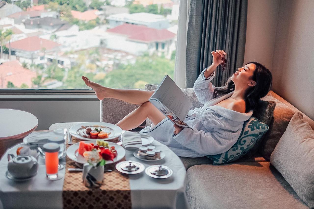 Shangri-La Surabaya Esterno foto