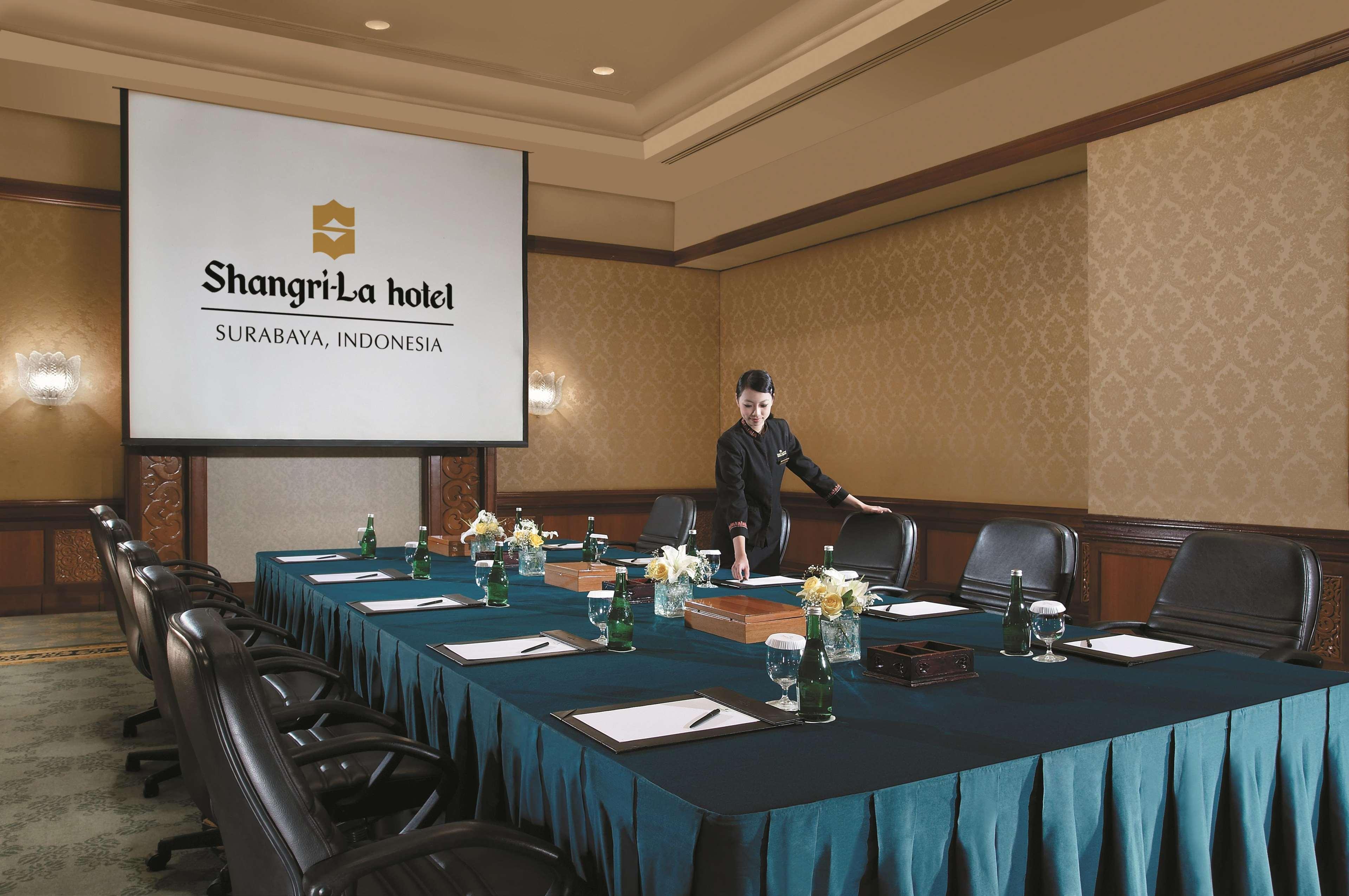Shangri-La Surabaya Esterno foto