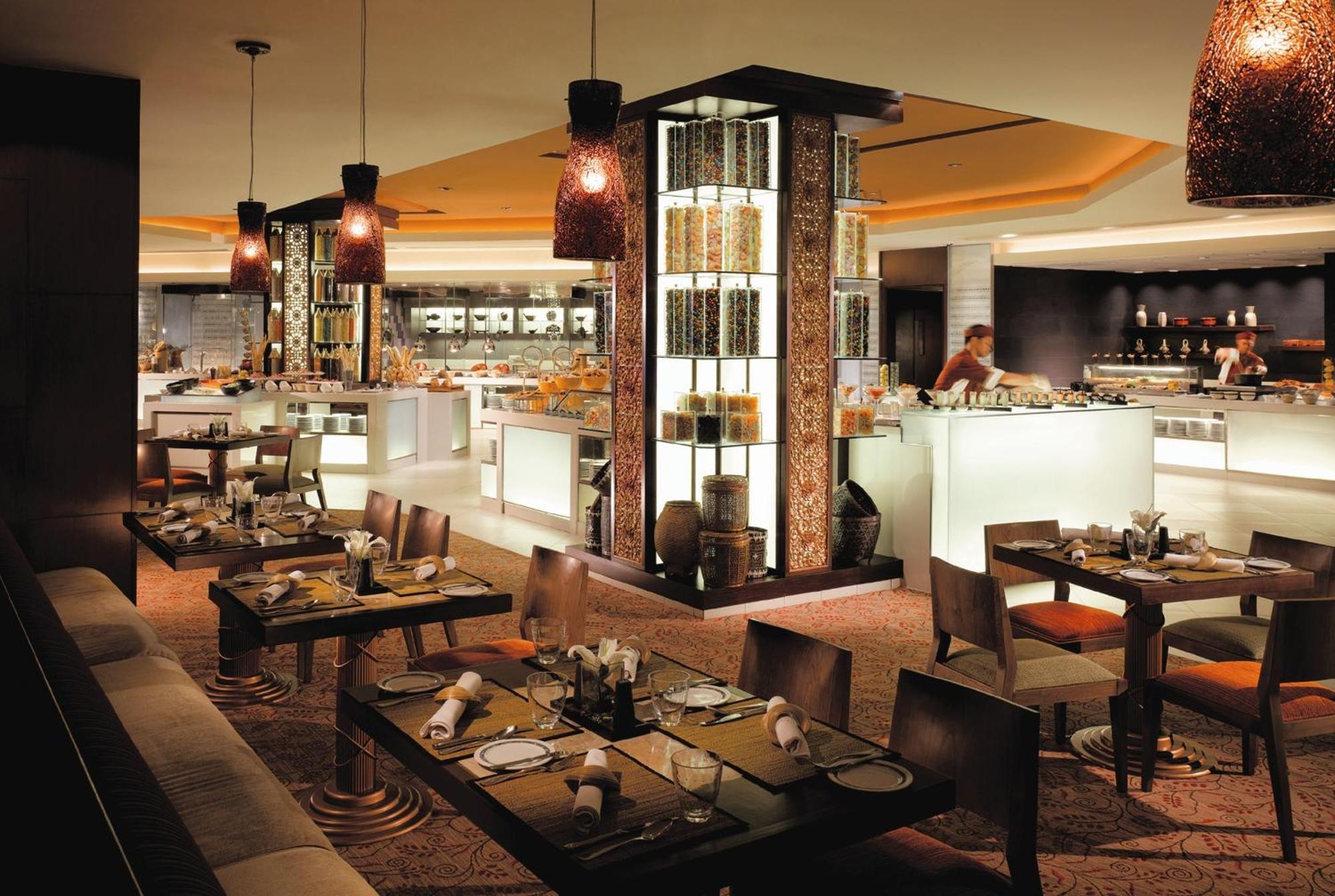 Shangri-La Surabaya Esterno foto